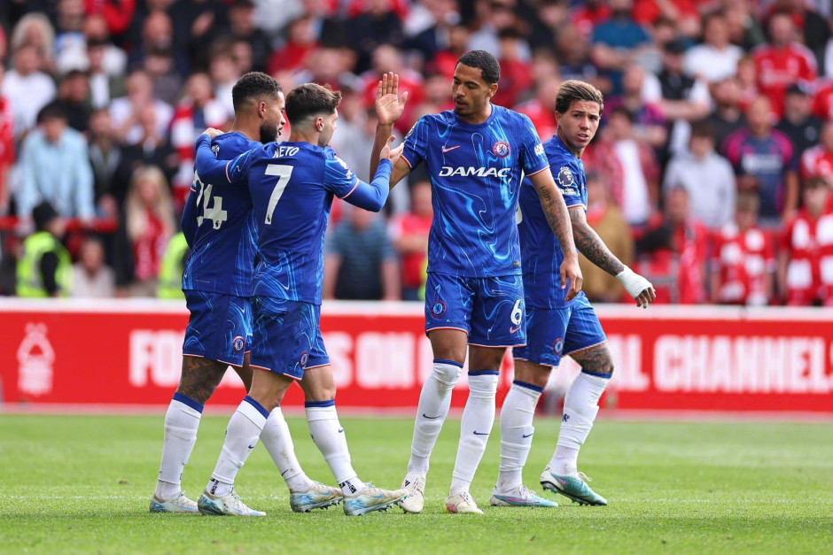 布克准绝杀！杜兰特38分率太阳险胜雄鹿，守住西部附加赛席位